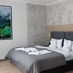 Ξενοδοχείο με διαμερίσματα Rest&ski