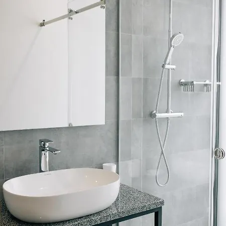 Ξενοδοχείο με διαμερίσματα Rest&ski 4*